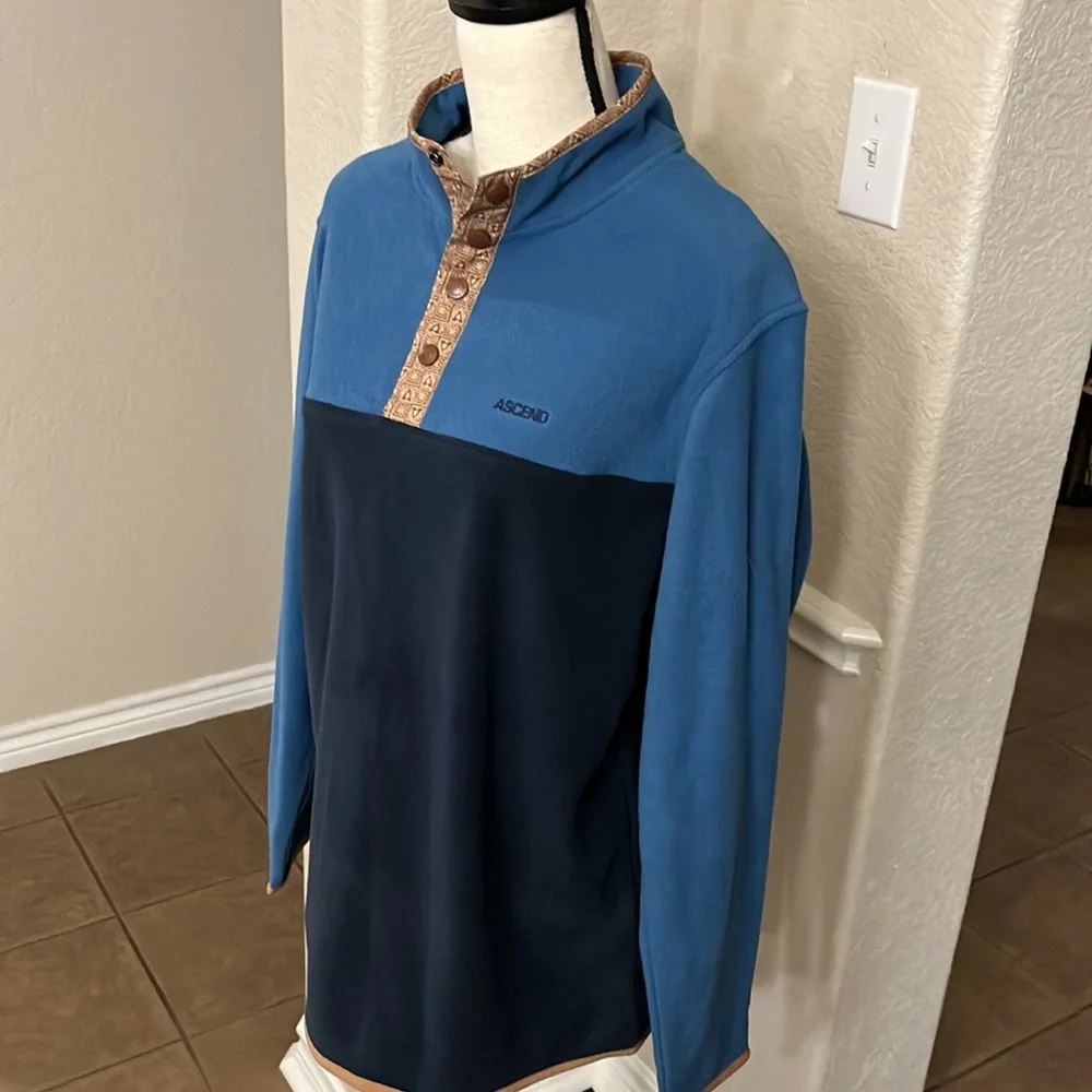 Ascend light blue